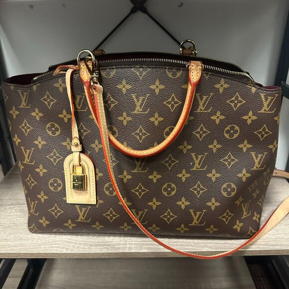 Preowned Louis Vuitton Monogram Grand Palais Bag - Picture 1 of 11